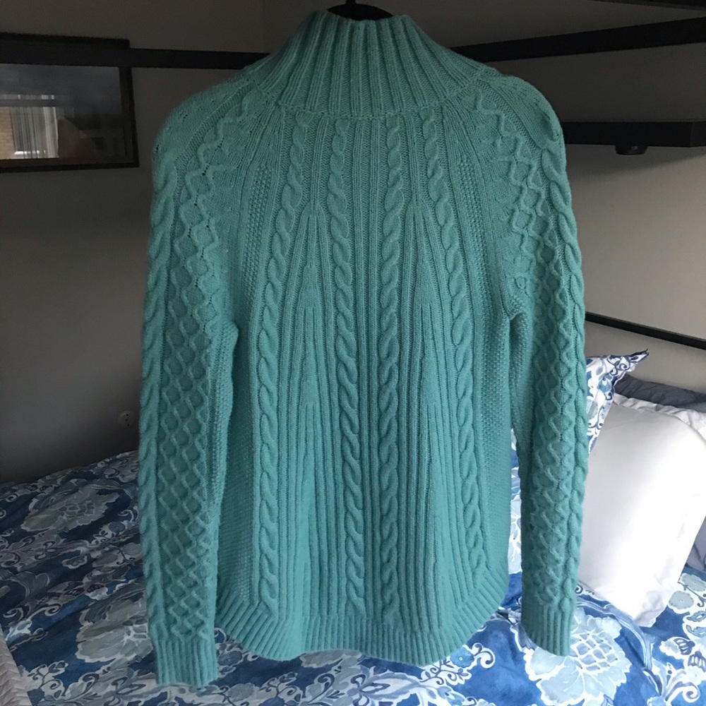 Ann Taylor Fisherman’s Sweater - Picture 4 of 4